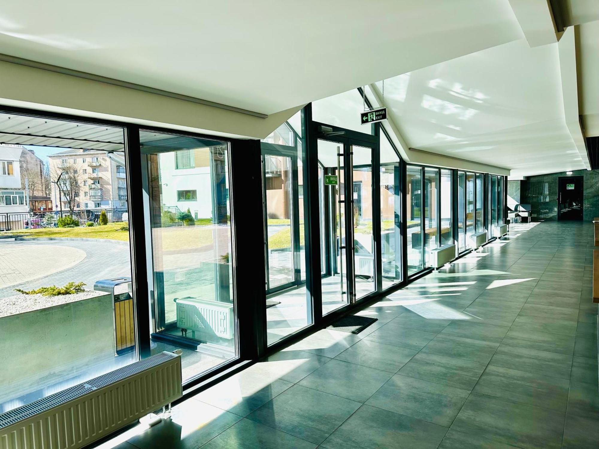 Comfortable Apartments With A Coffee Machine In The City Centre, Zlata Plaza Rivne Exterior photo